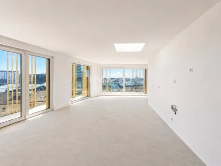 Luxus Pur: Penthouse directly at the main train station: Commission-free