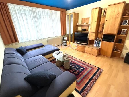 Charmante 2-Zimmer-Wohnung direkt am Wielandpark – mit Stellplatz und Grünblick!