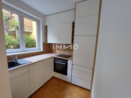 Ideale 2-Zimmer Wohnung im Zentrum vom Linz mit Loggia, sehr schöner Küche und optional mit einem Tiefgaragenplatz!