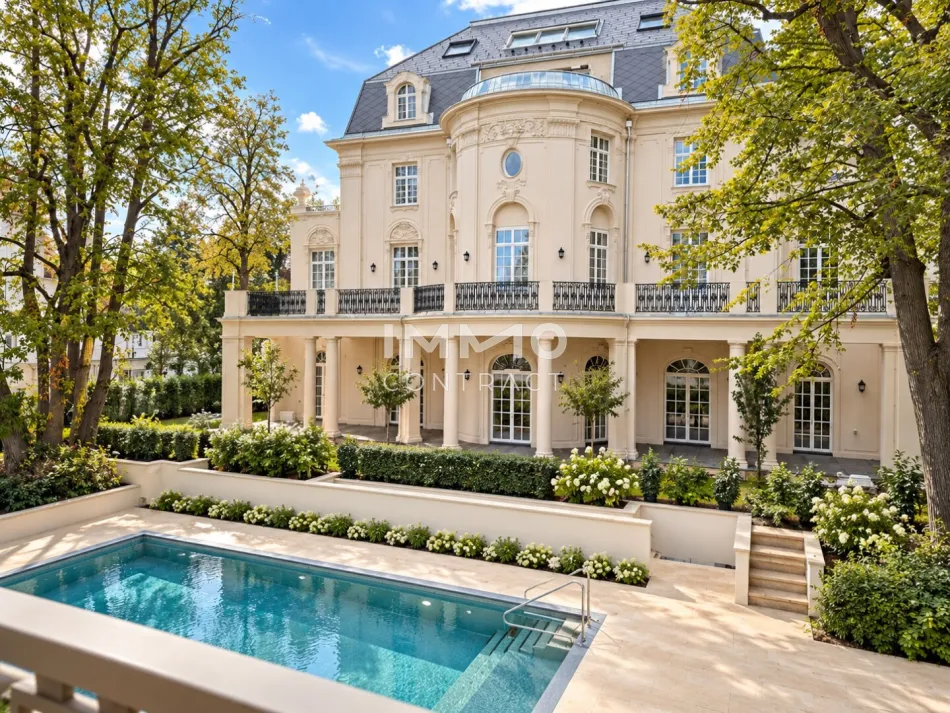 PALAIS PICK: Gartenresidenz der Extraklasse - 490m2 private Grünfläche - EINMALIG - Titelbild