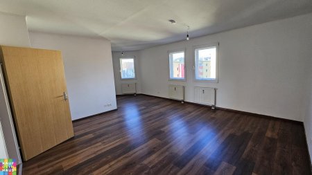 MIETE INKLUSIVE BK, HEIZKOSTEN UND EINEM ABSTELLPLATZ!