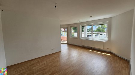 Großzügige 3-Zimmerwohnung mit Balkon - Unbefristeter Mietvertrag