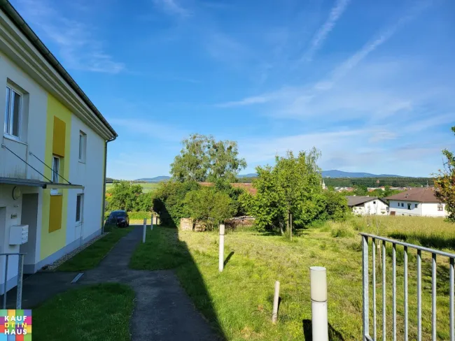 RUHIGE LAGE - FERNSICHT! - Bild