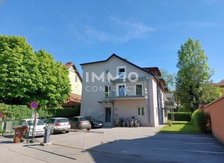 GARCONNIERE NAHE LKH MIT TERRASSE UND PARKPLATZ