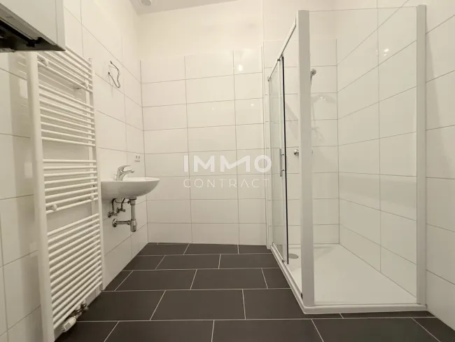 Bad mit Dusche