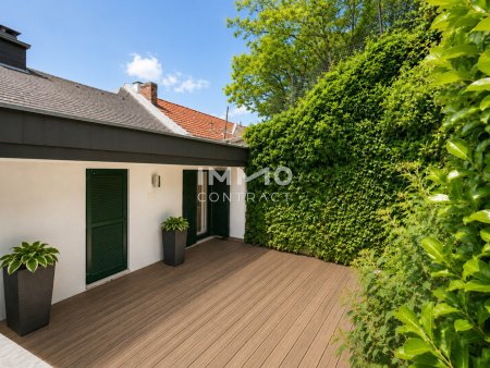 Elevated Living in Sievering: A Rare Vienna Maisonette – Private Terraces