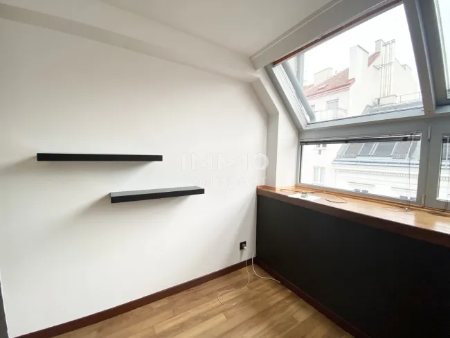 Exklusive 4-Zi-Terrassenwohnung 120m², Balkon, Kamin, Einbauküche, 1040 Wien mieten! - Bild