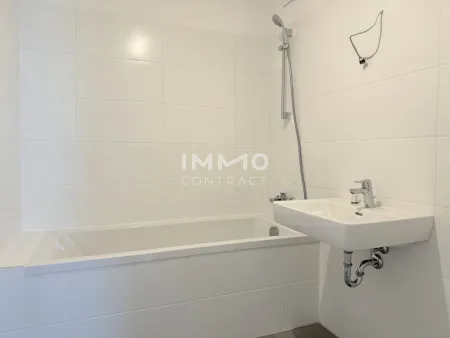 Bad mit Wanne
