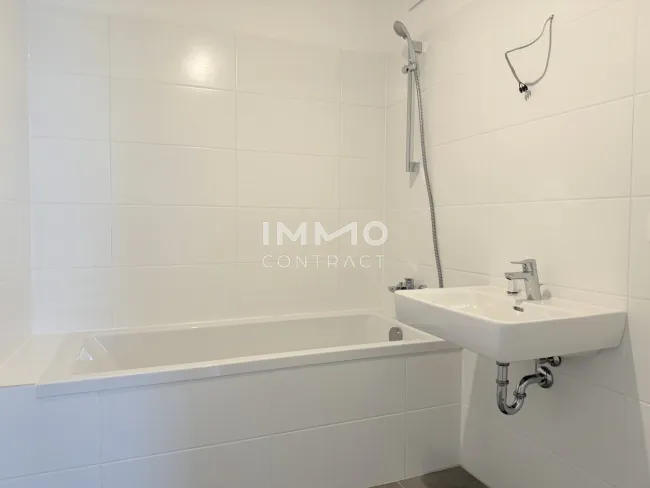 Bad mit Wanne