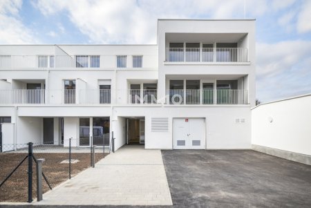 EDI N° 7 - Traumhafter Erstbezug zwei Zimmer Wohnung mit Loggia - Provisionsfrei