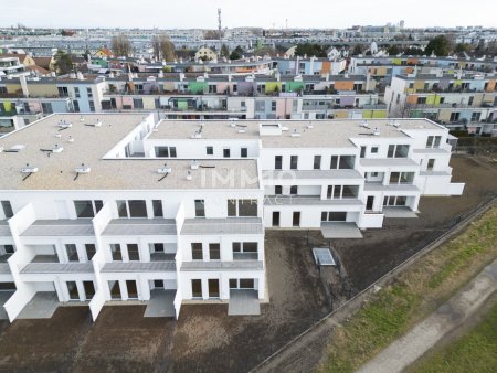 EDI N° 7 - jetzt für später - 3 Zimmerwohnung mit großzügiger Freifläche- Provisionsfrei
