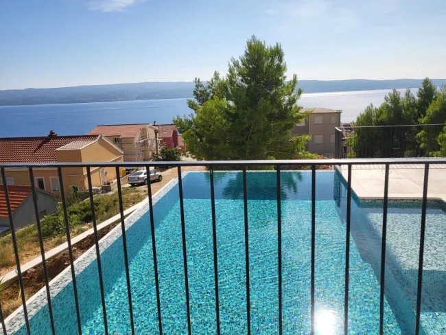 Wollen sie den Sommer schon im eigenen Haus verbringen? Wunderbare Neubauvilla mit traumhaften Meerblick - Bild