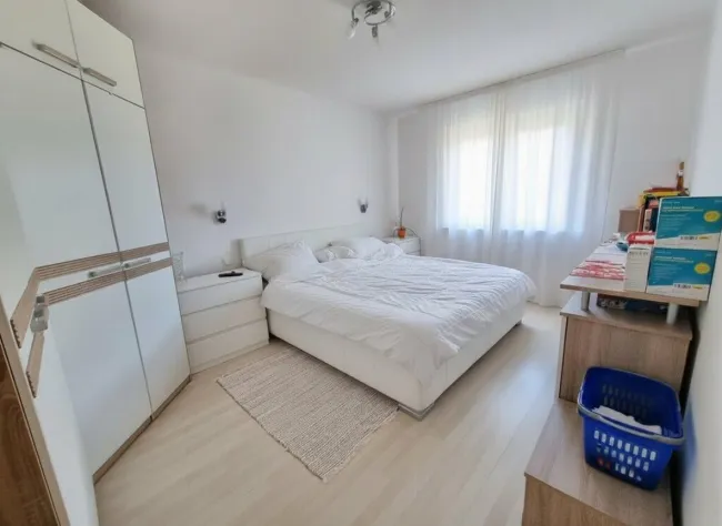 Schlafzimmer 1