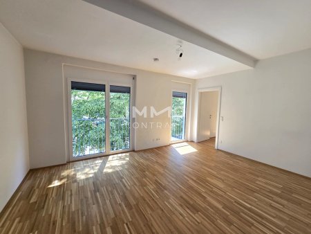 Geförderte, neuwertige 2 Zimmer-Wohnung mit Balkon - Eckertstraße 56 Top 5 - nahe FH-Joanneum