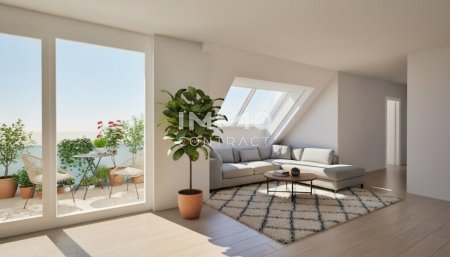 Niemand über Ihnen! Ein Traum mit Terrasse + perfekter Infrastruktur