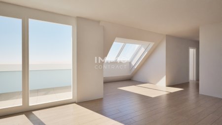 Niemand über Ihnen! Ein Traum mit Terrasse + perfekter Infrastruktur