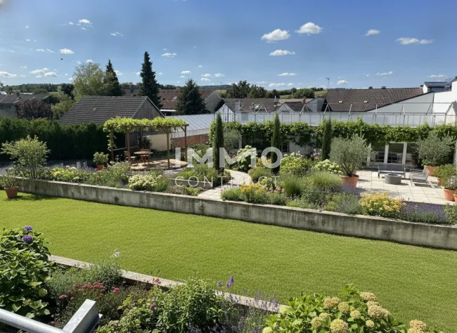 Neuer Preis !! 2 200 m² Grundstück im Zentrum - Titelbild