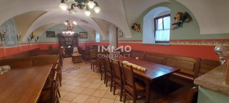 RUSTIKALES LOKAL/RESTAURANT IM ZENTRUM VON HERZOGENBURG ZU MIETEN
