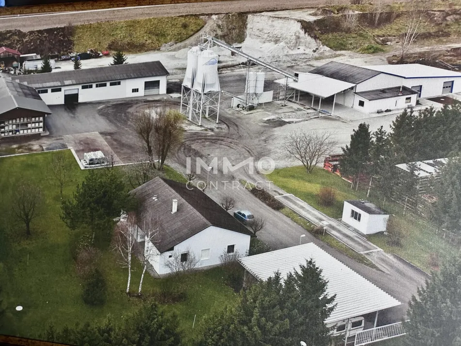 Großzügige Gewerbefläche mit Top-Anbindung in Reichersdorf - Titelbild