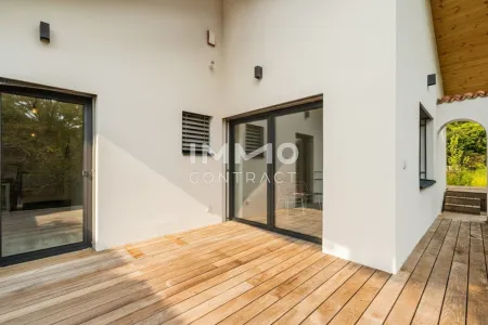 1. OG Terrasse