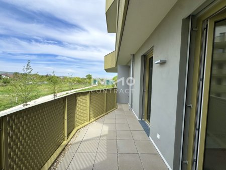 Hochwertige 2 Zimmer-Balkonwohnung mit Grünblick – jetzt provisionsfrei sichern!