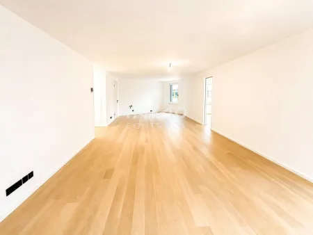 Provisionsfrei: Hauptbahnhof - Dreizimmerwohnung in urbaner Lage mit besonderer Aussttatung