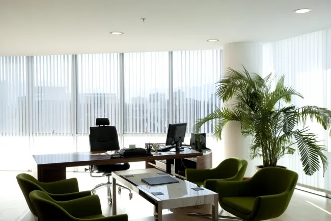 DEMOOBJEKT! Elegantes Büro neben Bristol und Oper - Titelbild