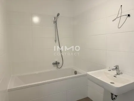 Bad mit Wanne