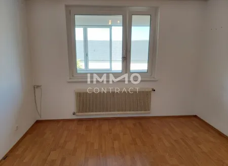 Helle 3-Raum-Wohnung mit verglaster Loggia und Lift in Mauer bei Amstetten