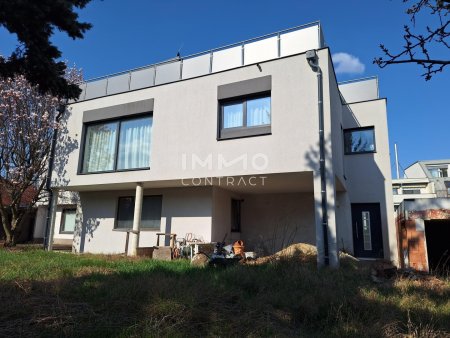 Exklusives Wohn- und Geschäftshaus mit Maisonette & Dachterrasse – Wohnen & Arbeiten unter einem Dach; auch ideal als Investment