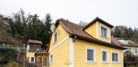 AKTUELL NEUER PREIS - Gut gepflegtes Haus in toller Lage - nähe Campus Krems