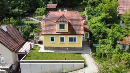 AKTUELL NEUER PREIS - Gut gepflegtes Haus in toller Lage - nähe Campus Krems