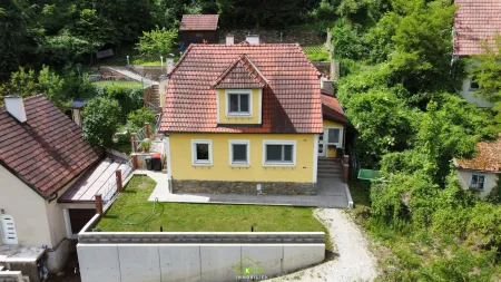 AKTUELL NEUER PREIS - Gut gepflegtes Haus in toller Lage - nähe Campus Krems