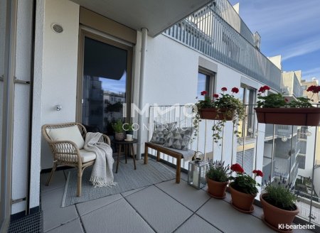 BEIM DONAUUFER: Helle Dachgeschosswohnung mit hervorragender Anbindung ins Zentrum