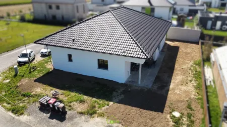 Familienhit: moderner, großzügiger Bungalow in ruhiger Lage