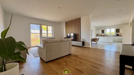Familienhit: moderner, großzügiger Bungalow in ruhiger Lage