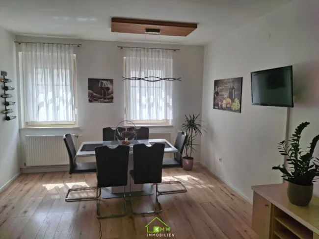 Sanierte 3-Zimmer-Wohnung in zentraler Ruhelage - Titelbild