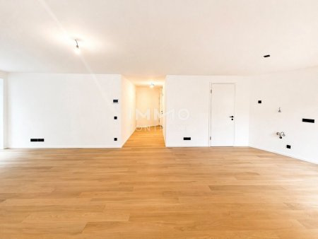 Direkt am Hauptbahnhof! Perfekter Grundriss - Großzügige Dreizimmer-Wohnung - PROVISIONSFREI