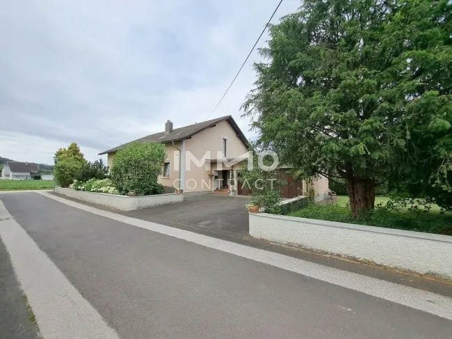 LIEBESVOLLES HAUS MIT DOPPELGARAGE UND SCHÖNEN GARTEN IN ANSFELDEN FÜR INVESTOREN OHNE WOHNBEDÜRFNIS - Titelbild