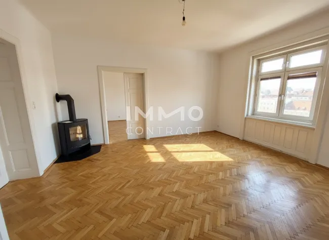 126,80 m² Altbauwohnung mit Blick auf die Altstadt von Steyr - Titelbild