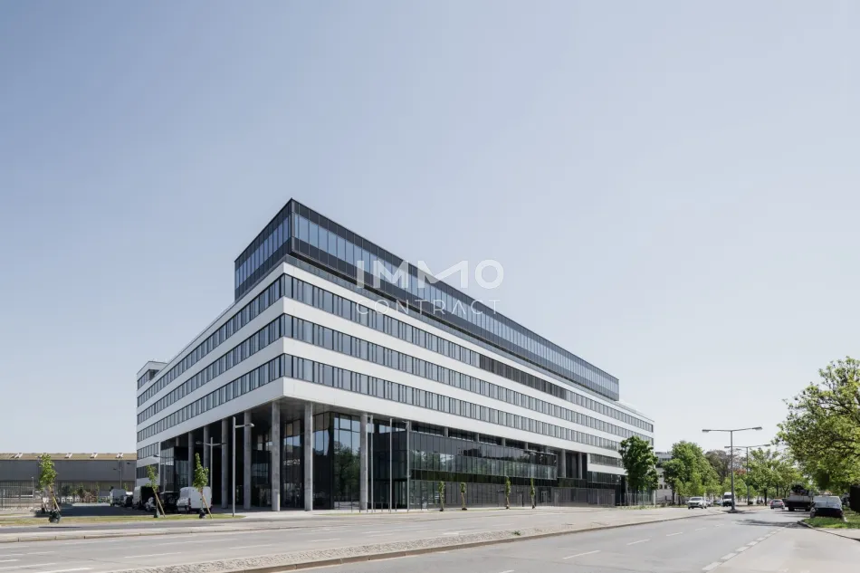 Central Hub - Titelbild