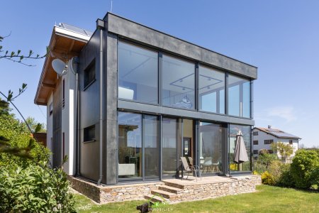 NEU AM MARKT: Exklusives Einfamilienhaus mit Wintergarten und Blick auf das Benediktinerstift Göttweig