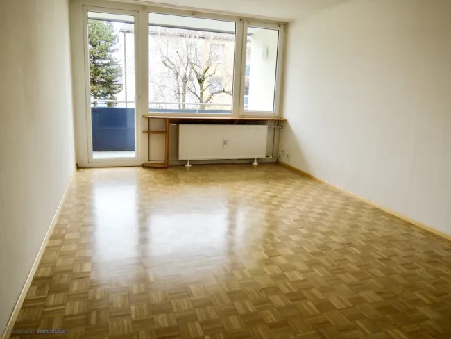 KAUF SALZBURG STADT - ITZLING: Freundliche 35 m² Garconniere - inkl. 4 m² West-Loggia - Titelbild