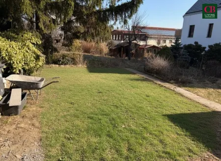 GRUNDSTÜCK AM ÖLBERG - KOMPLETT SANIERTES HAUS MIT STIFTSBLICK