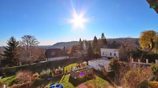 GRUNDSTÜCK AM ÖLBERG - KOMPLETT SANIERTES HAUS MIT STIFTSBLICK - Titelbild