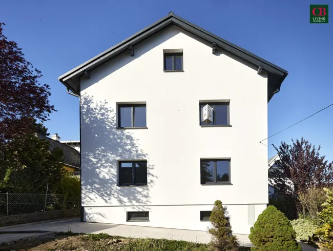 WUNDERSCHÖNE VILLA MIT FERNBLICK AM ÖLBERG - Titelbild