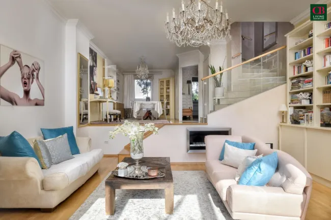 Stylische Doppelhaushälfte mit Wintergarten, Terrasse und Gartenlounge - Bild
