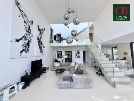 MÖBLIERTE, EXKLUSIVE VILLA MIT POOL - Bild