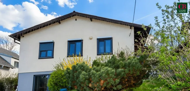 FAMILIENFREUNDLICHES HAUS MIT SCHÖNEM GARTEN - Bild
