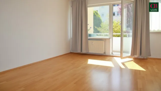Sonnige 3- Zimmerwohnung mit Loggia in zentraler Grünruhelage - Bild
